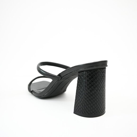 Dolce Vita Sandal - Picture 4 of 6